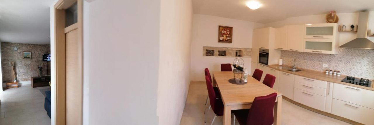 Casa Sossi Near Rovinj Villa Kanfanar Luaran gambar